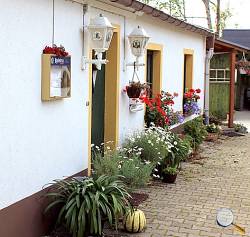 Herzlich Willkommen, treten Sie bitte ein...